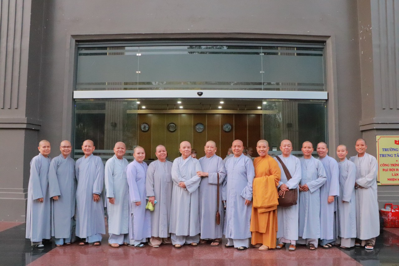 CHƯ NI PHÂN BAN NI GIỚI TP. BÀ RỊA CÙNG CHƯ NI PHÂN BAN NI GIỚI TỈNH BR-VT THAM DỰ ĐẠI LỄ TƯỞNG NIỆM THÁNH TỔ NI ĐẠI ÁI ĐẠO TẠI BÌNH PHƯỚC 2023 