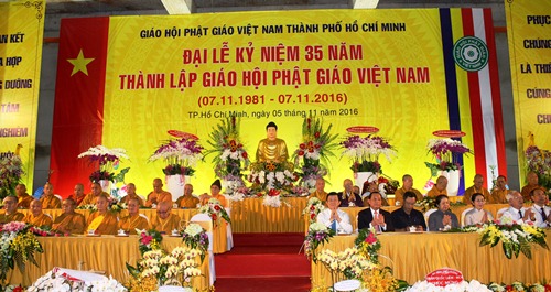 Phật giáo Việt Nam - 35 năm nhìn lại một chặng đường Phật giáo Việt Nam - 35 năm nhìn lại một chặng đường